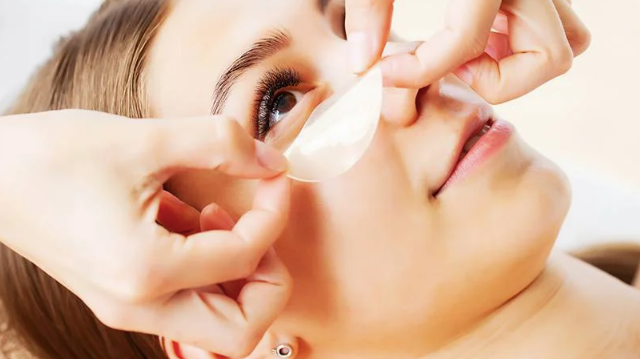 Which Eye Bags Treatment Method Is The Best?