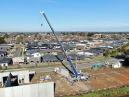 Why Mobile Cranes Suit Tight Access and Changing Project Sites