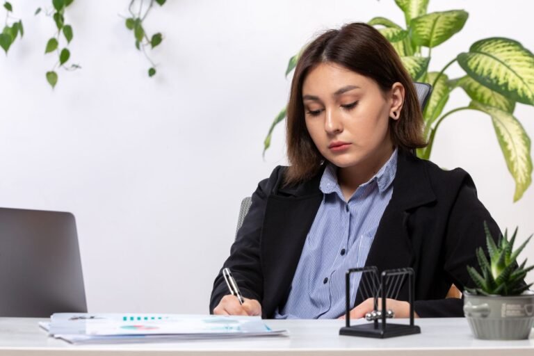 Signs You May Need a Tax Resolution Specialist Immediately