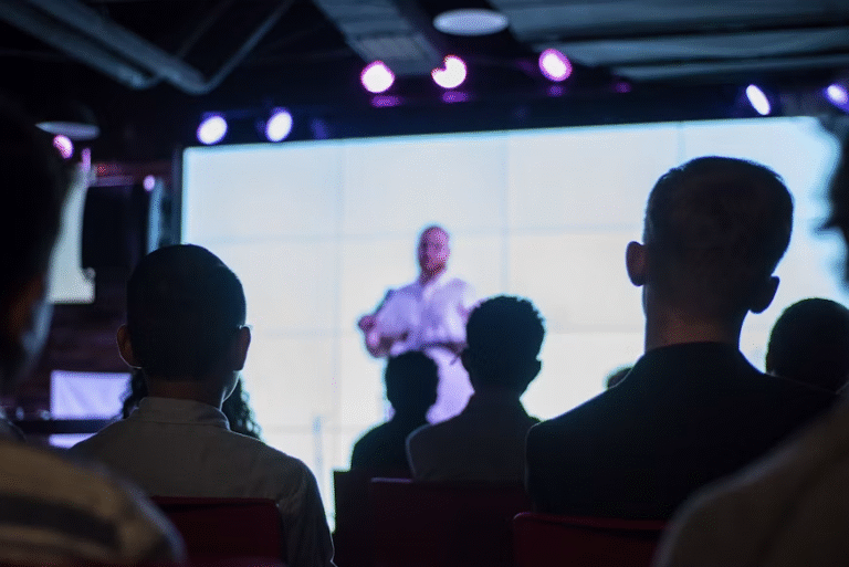 7 Leadership Keynote Speakers to Consider for Corporate Events in 2026